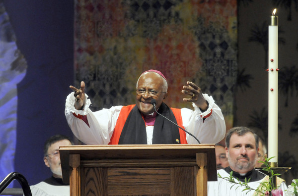 Archbishop Tutu, 2010, Diocese of Connecticut. (Hartford Courant)